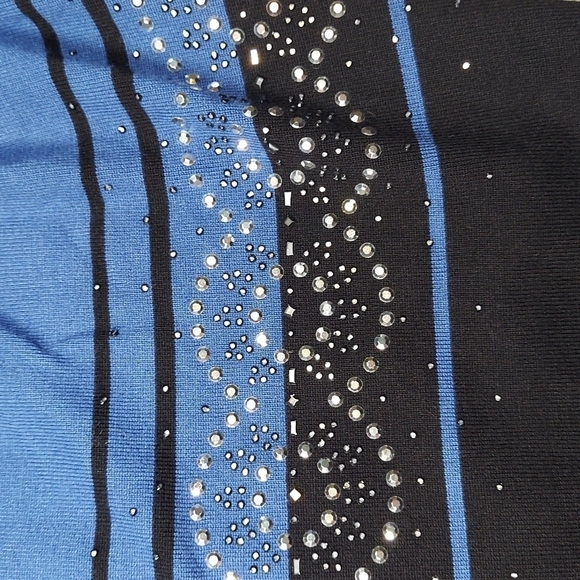 Alfred Dunner Petite Cardigan Size Large Attached Shell Embellished Blue/Black - Picture 4 of 10